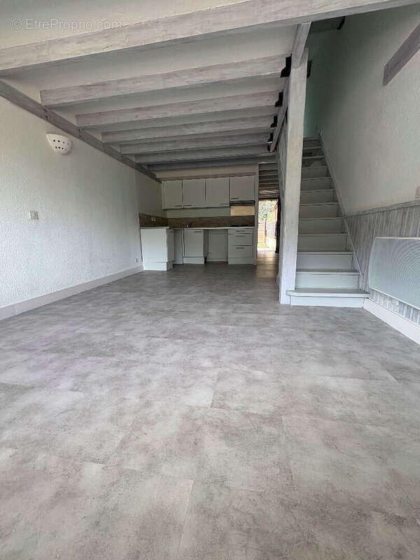 Appartement à PEGOMAS