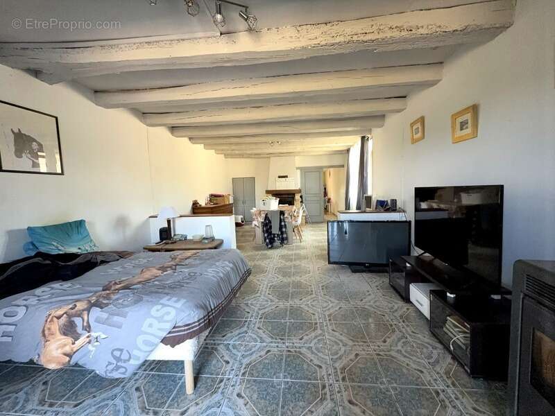 VAUCONCOURT NERVEZAIN (70) -  Propriété à vendre 6 pièces - 4 chambres - photo 3