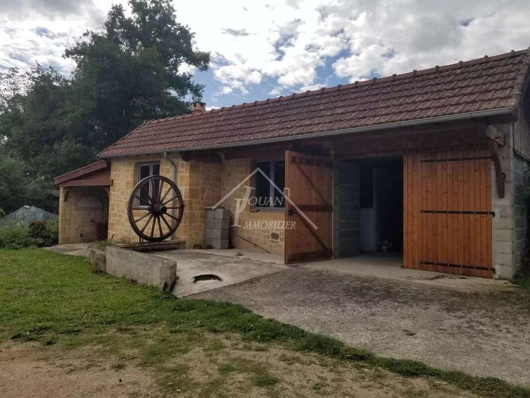 Maison à COSNE-D'ALLIER