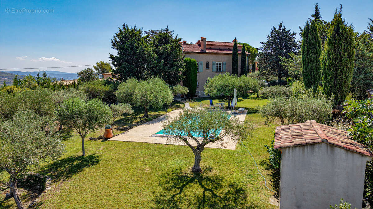 Villa 5 chambres sur terrain 2000m2 avec piscine à 2 pas du village de flayosc - photo 43