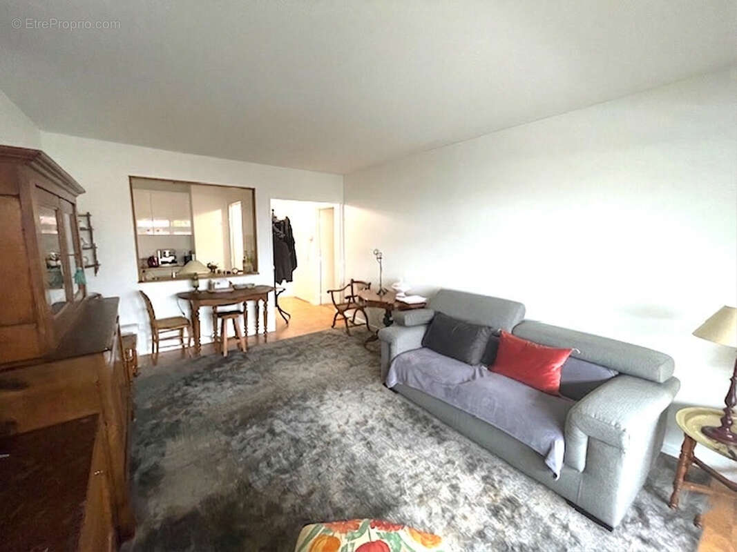 Appartement à NOGENT-SUR-MARNE