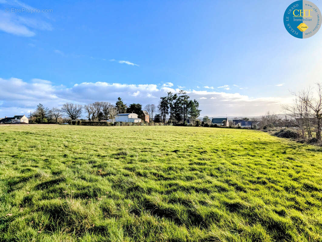 Terrain à GUER