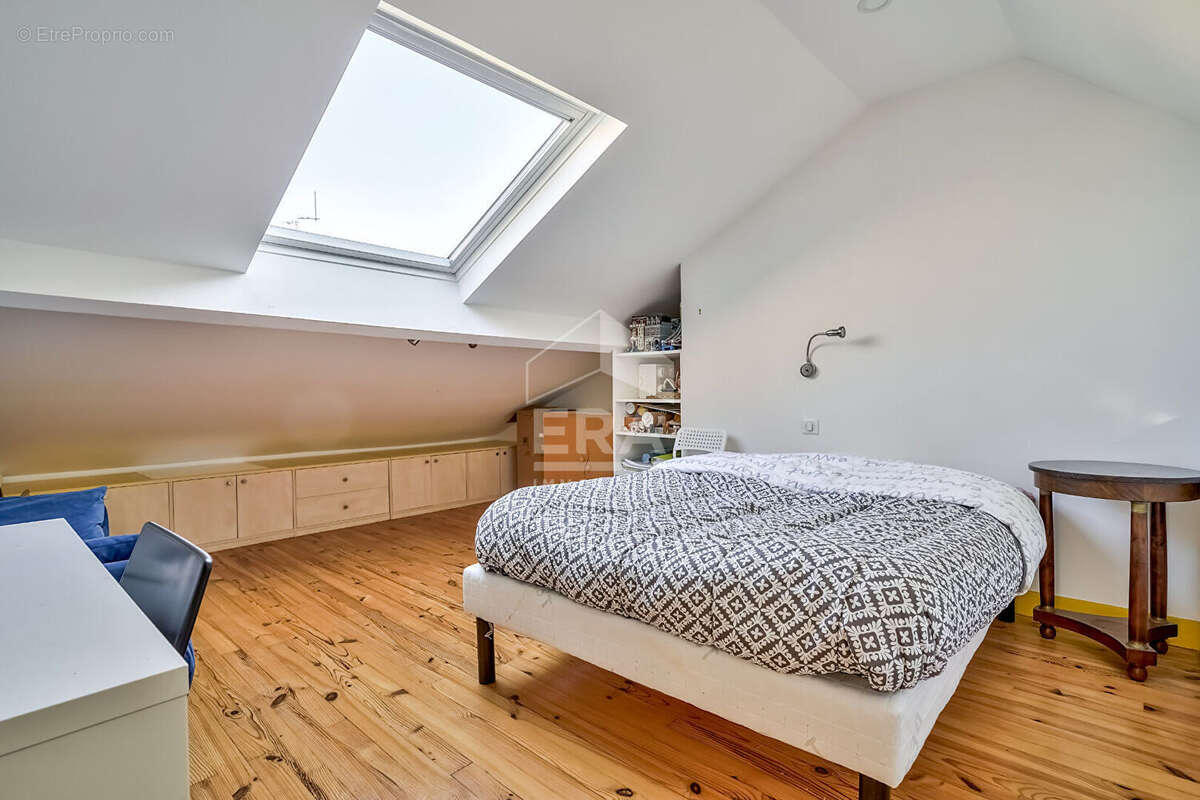 Appartement à ISSY-LES-MOULINEAUX