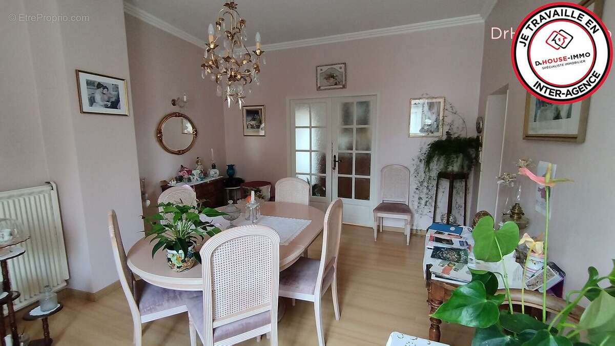Maison à ISSIGEAC