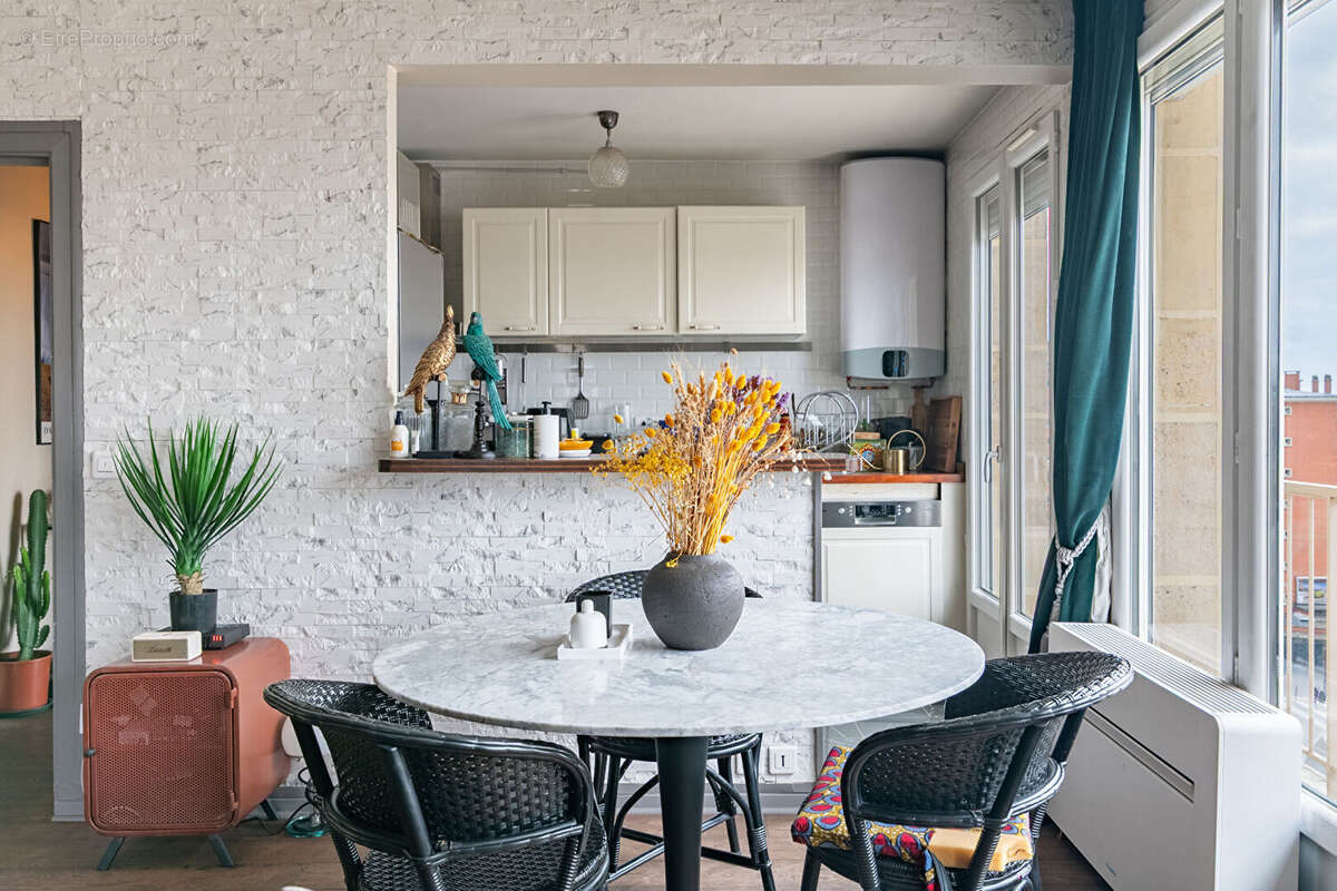 Appartement à PARIS-12E