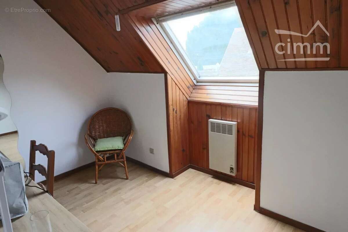 Maison à THURY-EN-VALOIS