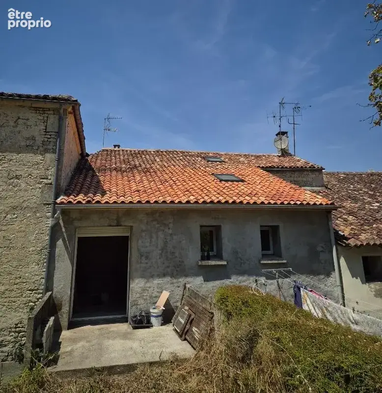 Maison à MATHA