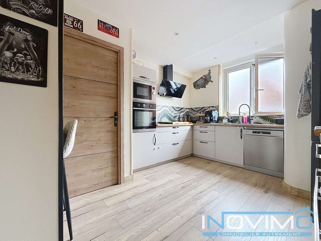 Maison 3 chambres séjour cuisine équipée et aménagée jardin garage
