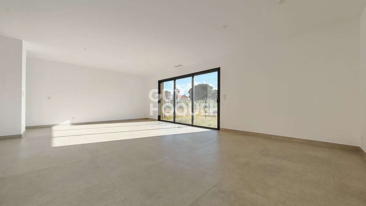 Maison à SAINT-CYPRIEN