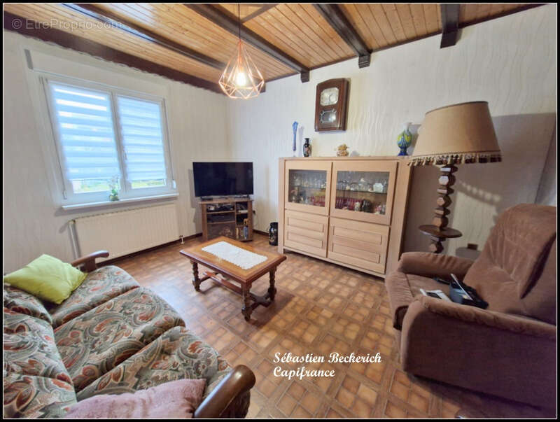 Maison à vendre 7 pièces KALHAUSEN (57) 150m² - photo 2