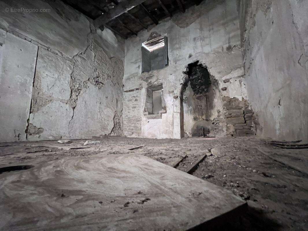 Maison à LAURE-MINERVOIS