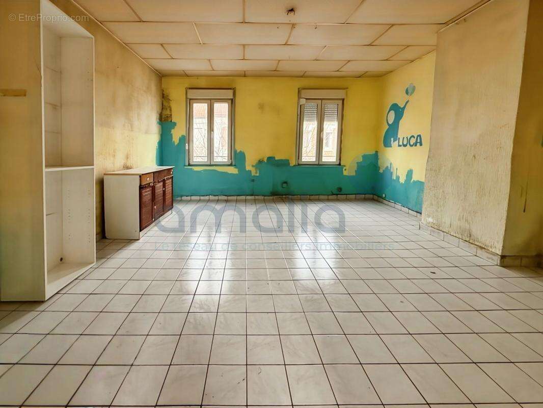 Immeuble de rapport - 5 lots + garage et grenier - cambrai - photo 2