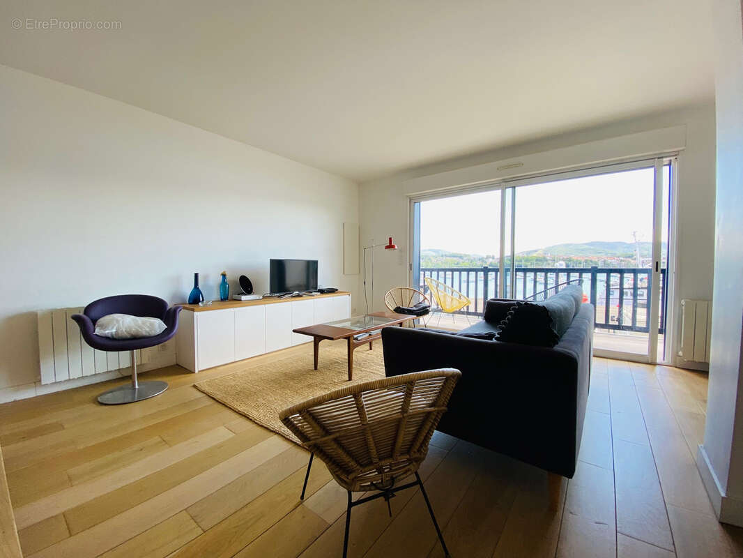 Immeuble de 135m2 situe au port de la floride avec vue magnifique - photo 15