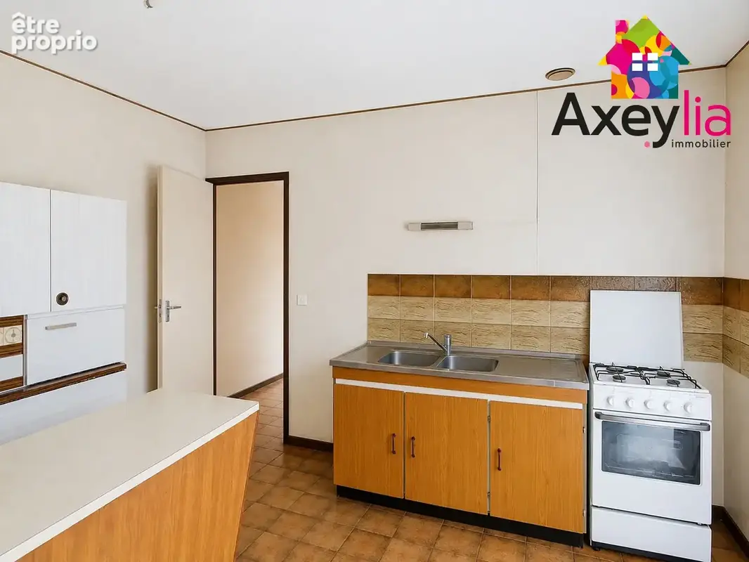 A vendre - a 1 min de roanne - maison plain-pied, 3 chambres & terrain - photo 3