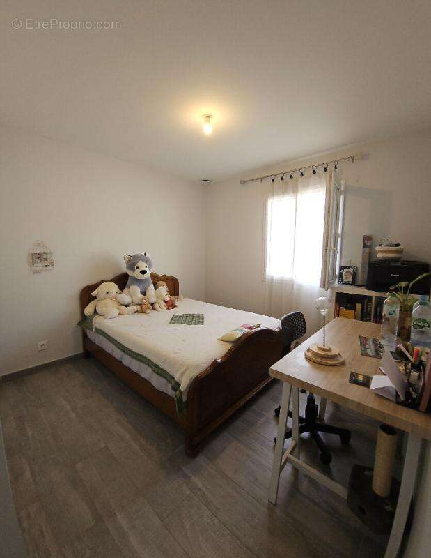 Maison à MONTELIMAR