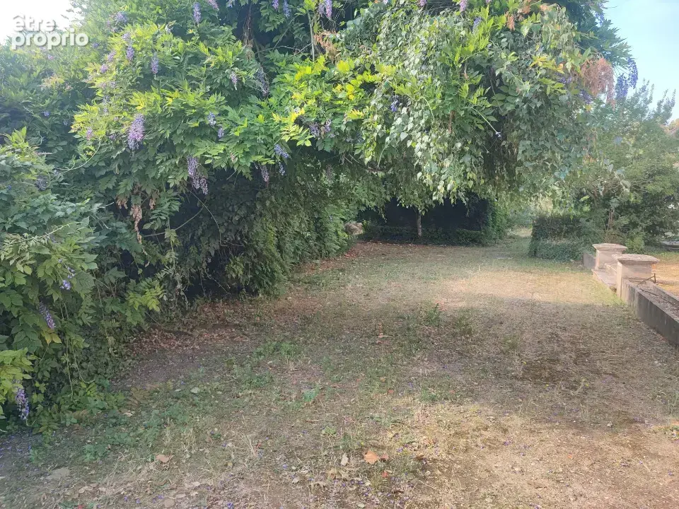 Photo Terrain à Vayres au prix de 120 000€