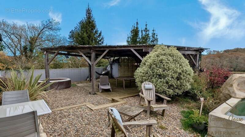 Maison à PONSON-DESSUS