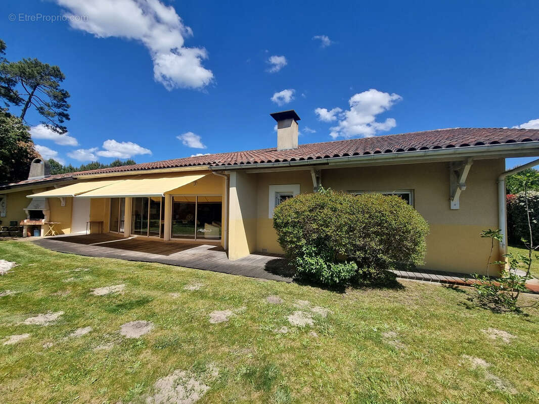 Maison à LIT-ET-MIXE