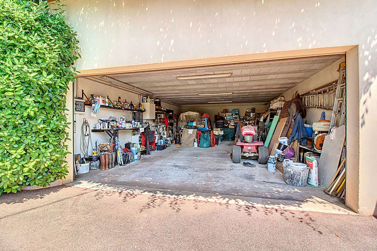 A VENDRE Maison Draguignan 6 pièces 192 m² - photo 18
