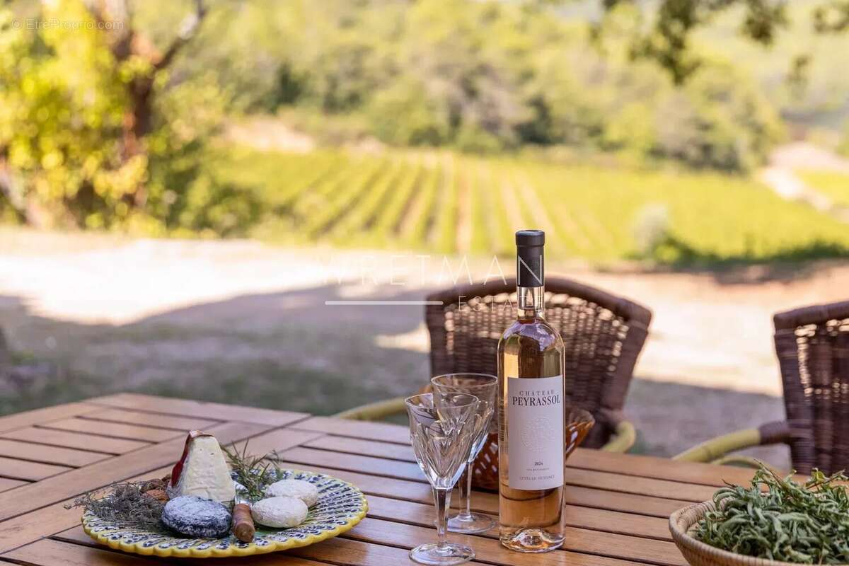 Maison à LE CANNET-DES-MAURES