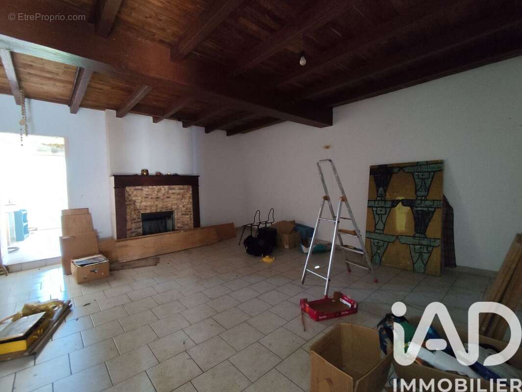 Maison 92 m² à Vernoux-En-Gatine  - photo 7