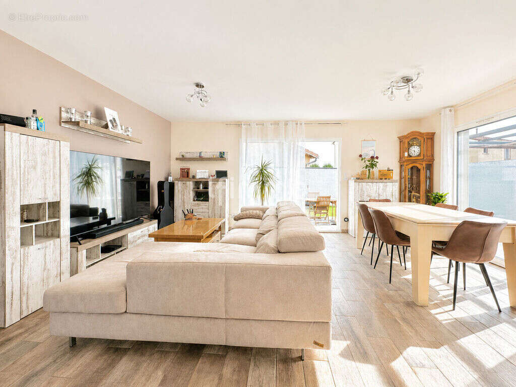 Maison 81m² plain-pied Terrain 421m² Garage cabanon de jardin - photo 6