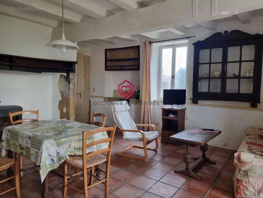 Grande maison familiale avec piscine et belles vues - photo 13