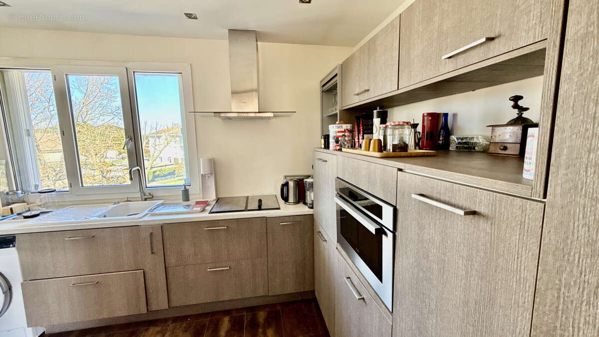 Appartement à VILLENEUVE-LES-AVIGNON