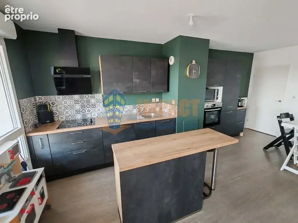 LILLE FAUBOURG D'ARRAS: Appartement de 2020, 3 chambres avec terrasse - photo 3