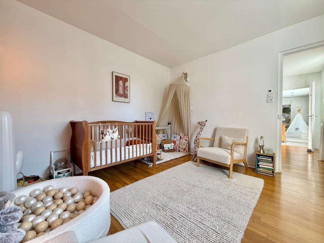 Appartement à CHENOVE