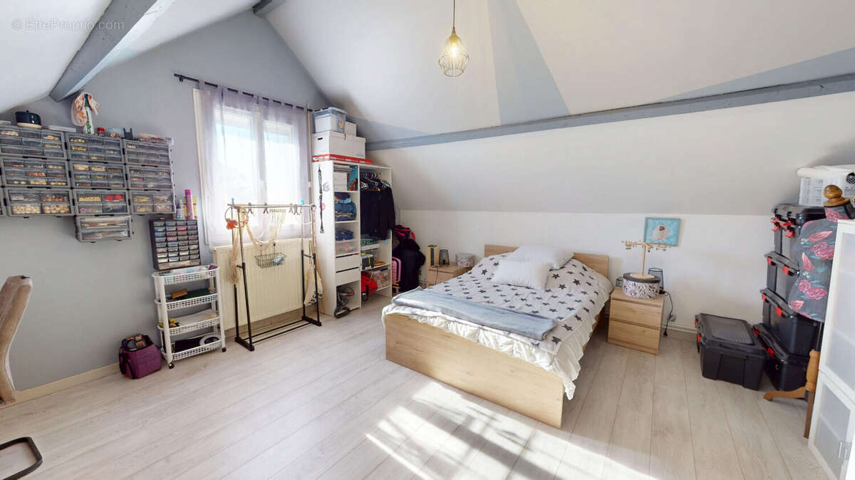 Maison à SAINT-DOULCHARD