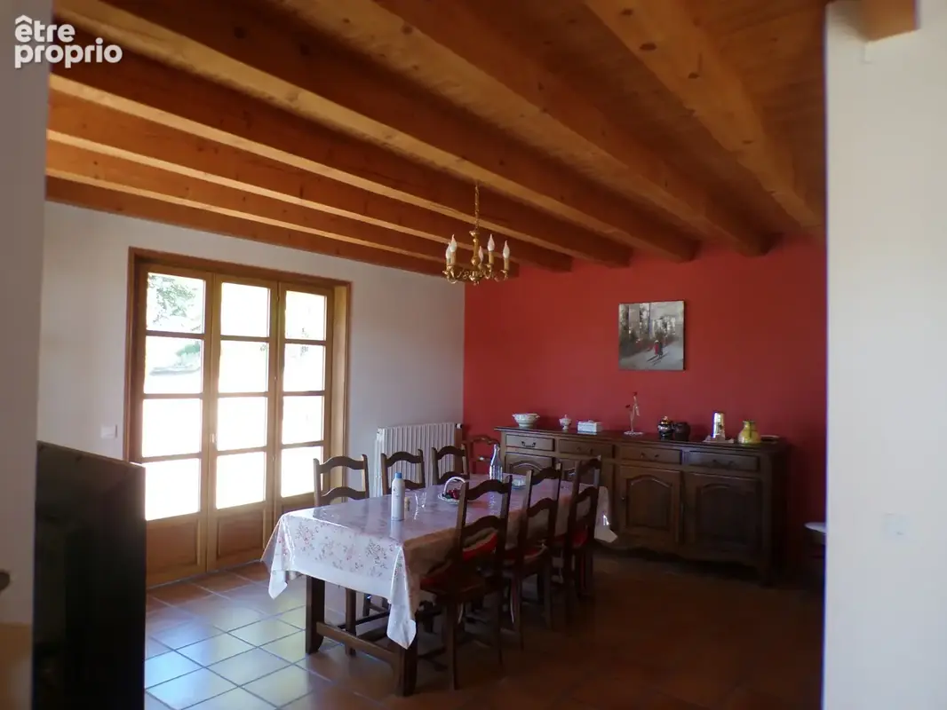 Maison avec grand terrain et vue dominante - photo 7