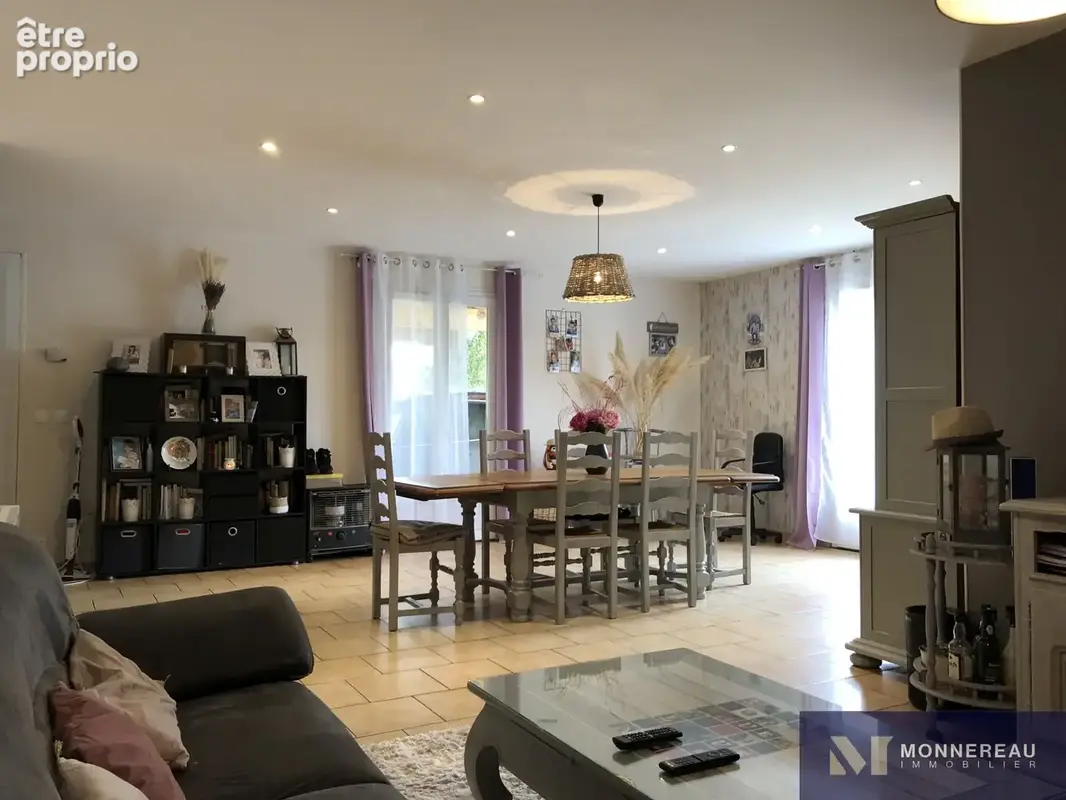 Maison de plain-pied avec cinq chambres - photo 5