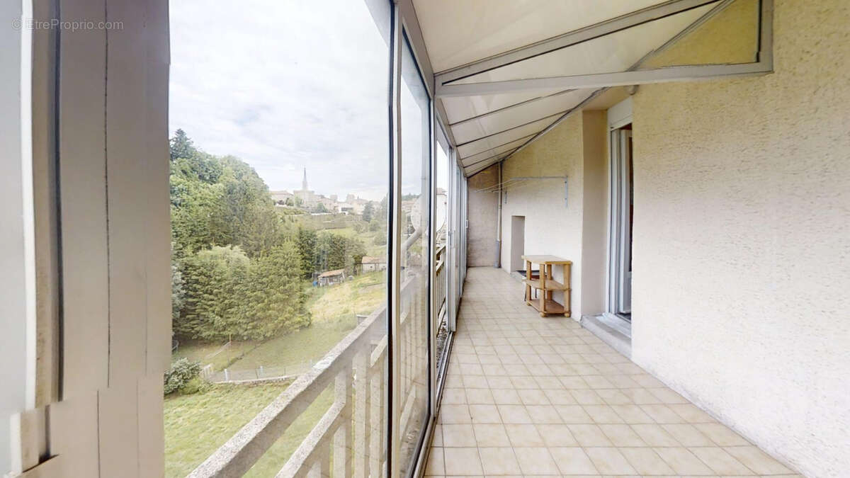 Maison à MONTFAUCON-EN-VELAY