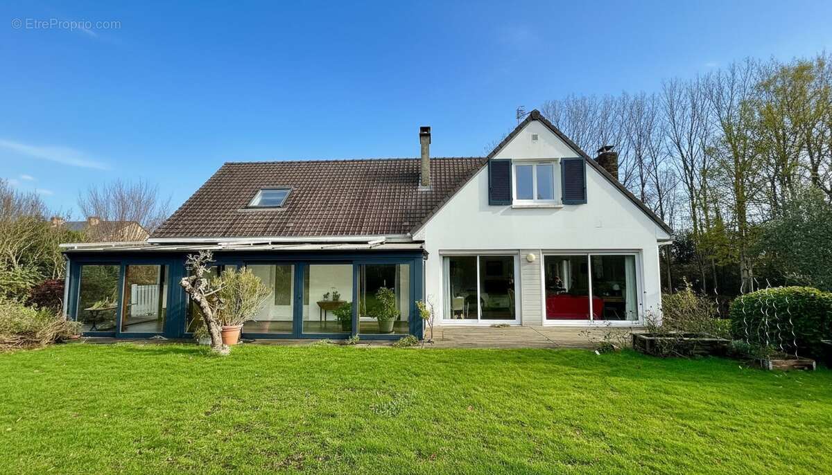Maison 197 m² à Tourcoing  - photo 2