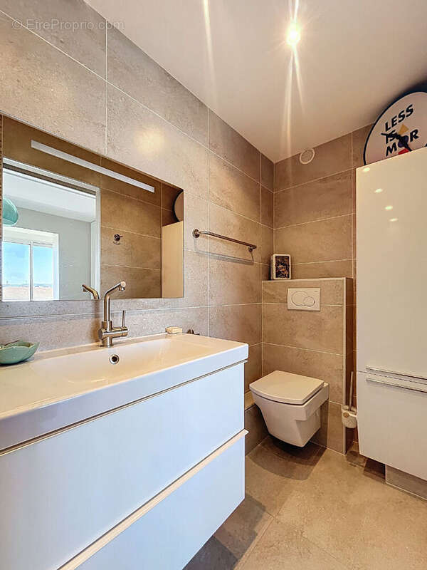 Appartement T4 95 m² rénové au coeur du Triangle d'Or d'Annecy - photo 17