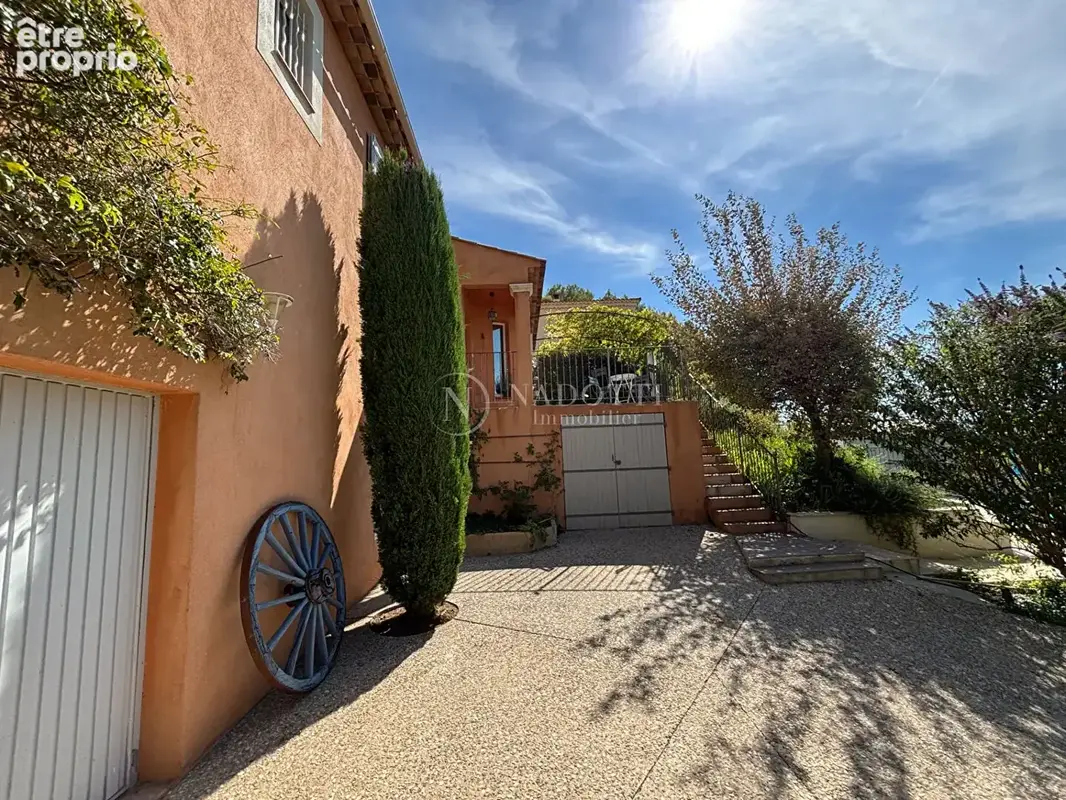 À VENDRE - EXCLUSIVITÉ- Maison Cadenet T6 avec jardin, piscine et garage - photo 7