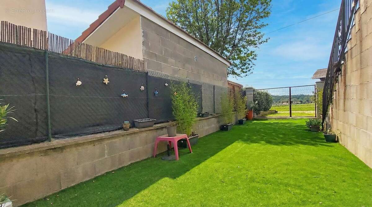 Appartement à HEYRIEUX