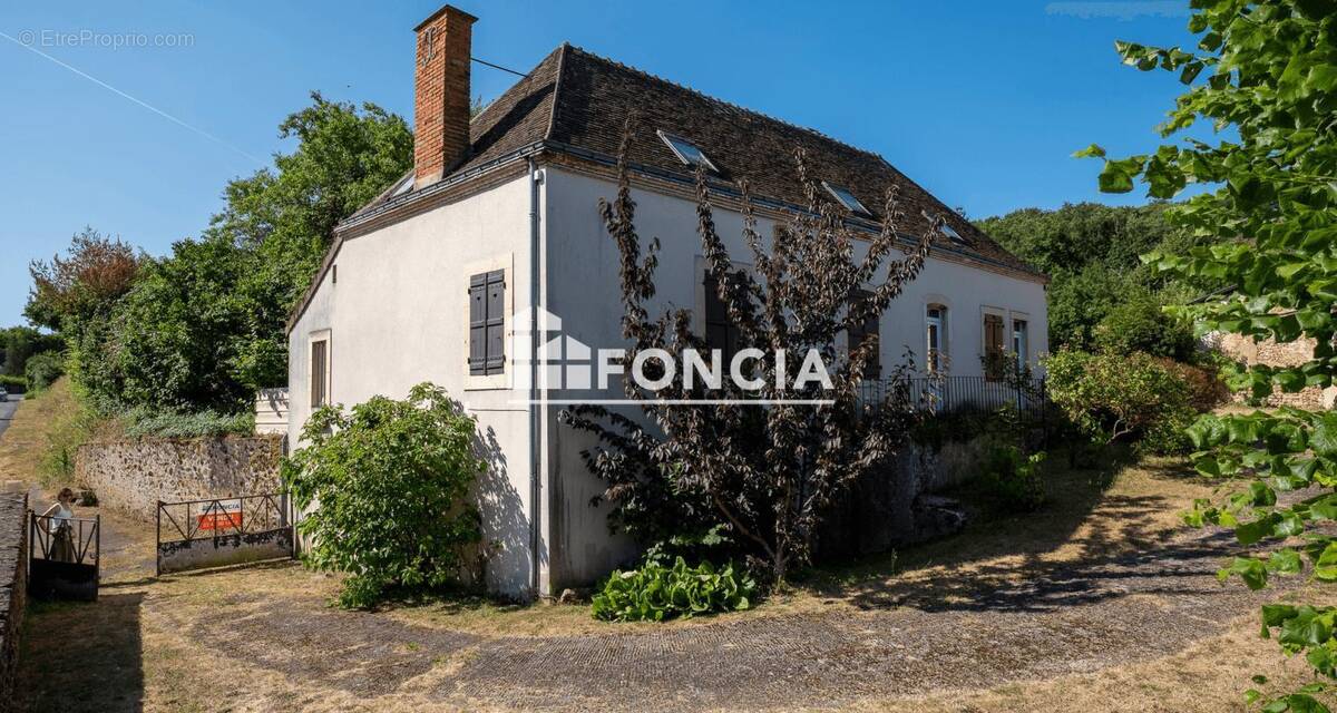 Maison à SCEAUX-SUR-HUISNE