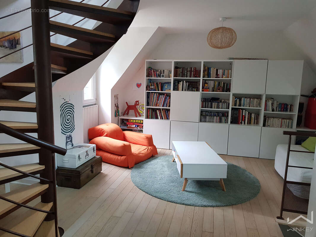 Nouveauté aux portes de  nantes  -- maison  avec piscine de  200 m2 au sol - - photo 10