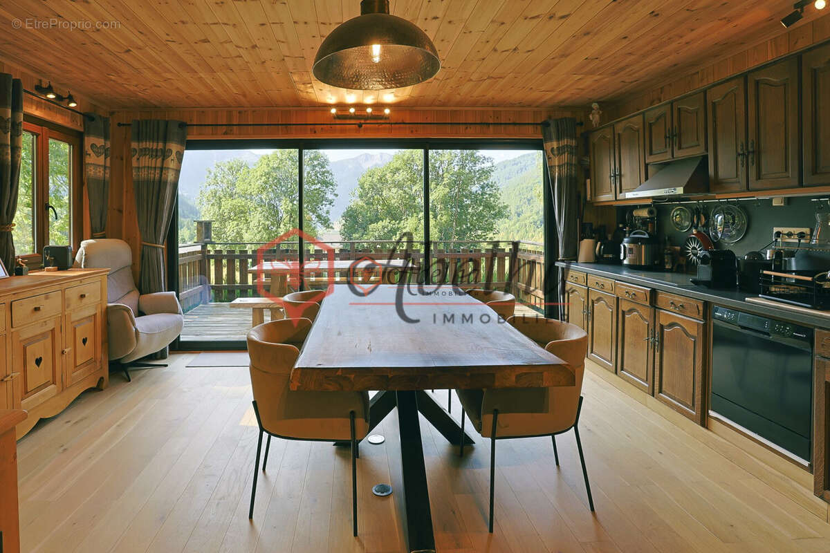 Maison 74 m² à Champoleon  - photo 4