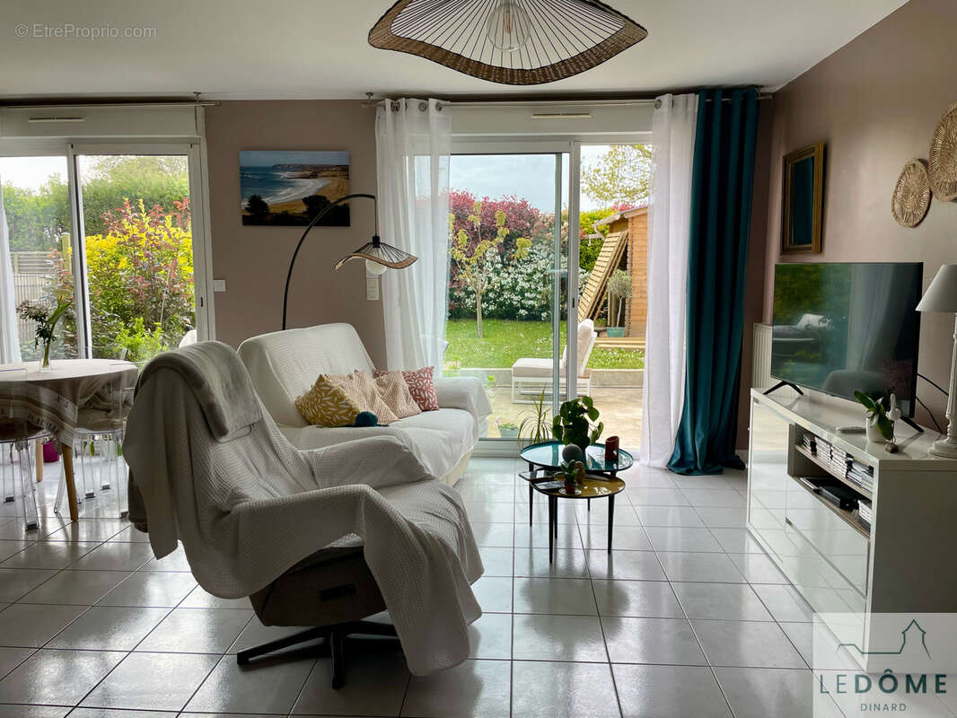 LA RICHARDAIS - Maison familiale avec terrasse et jardin - photo 2