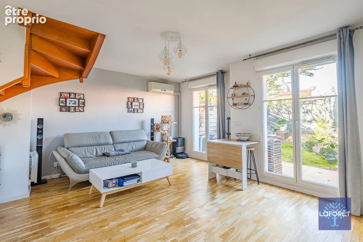 Appartement Les Pavillons Sous Bois 5 pièce(s) 91 m2 - photo 2