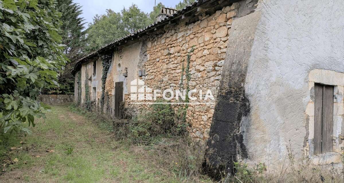 Maison à LA CHAPELLE-FAUCHER