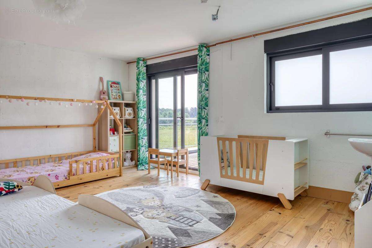 Maison de 7 pièces de 250 m² situé à Caumont - photo 14