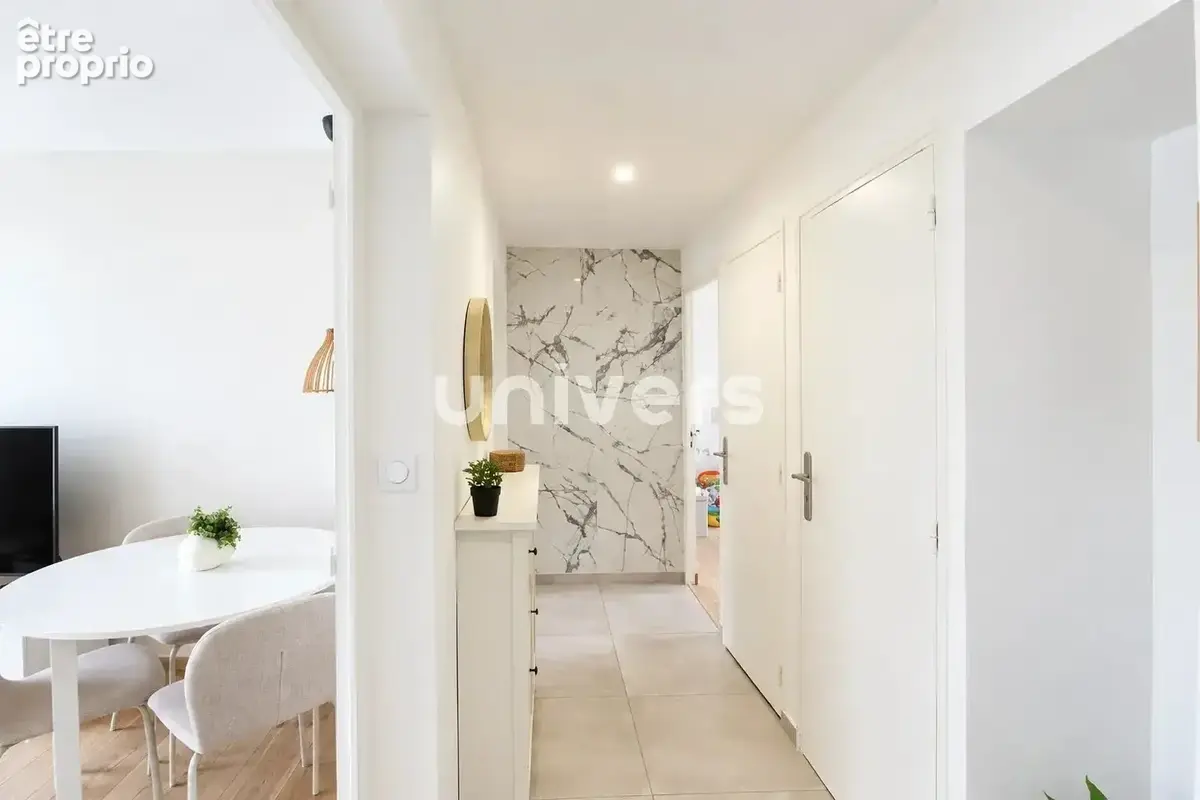 Appartement T3 avec garage de 33 m² et jardin privatif - Bourg les Valence - photo 3