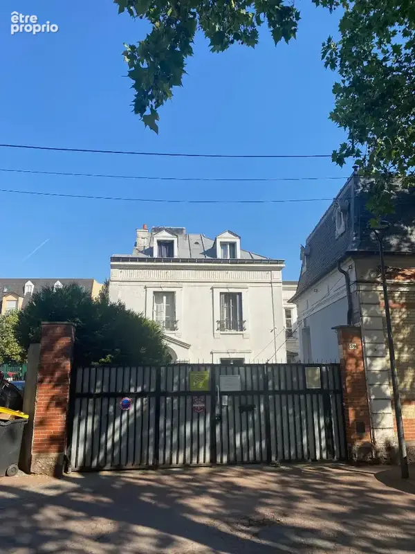 Savigny Immeuble 45 pièces, 731 m2 - photo 2