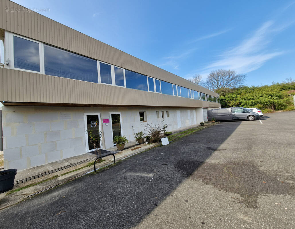 Local d\'activité - Commerce à DAX