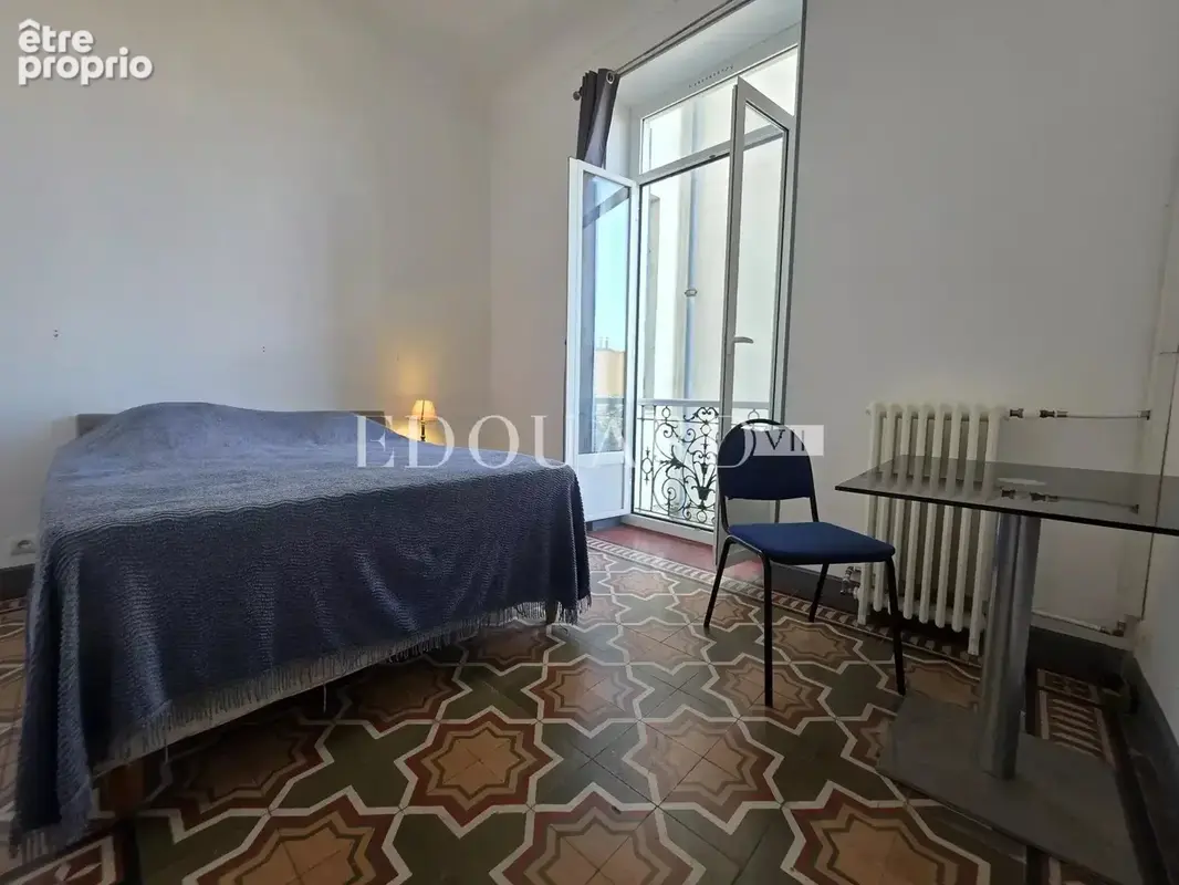 En exclusivité trois pièces à vendre avec splendide terrasse et agréable vue panoramique jusqu’à la mer - photo 14