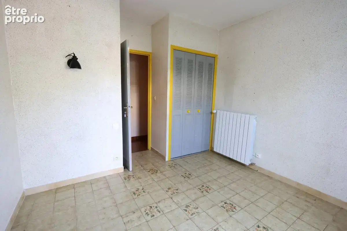 Maison T6 avec garages et piscine - photo 9